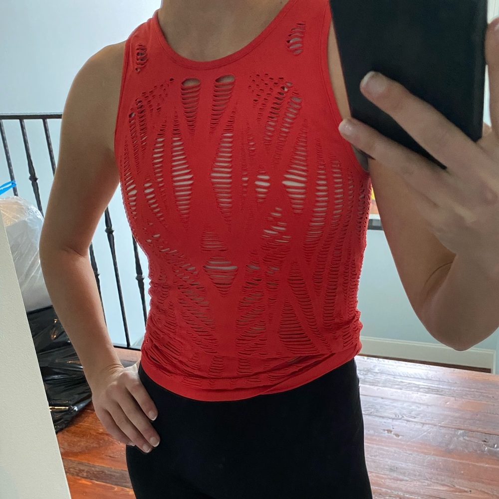 ALO RED TOP